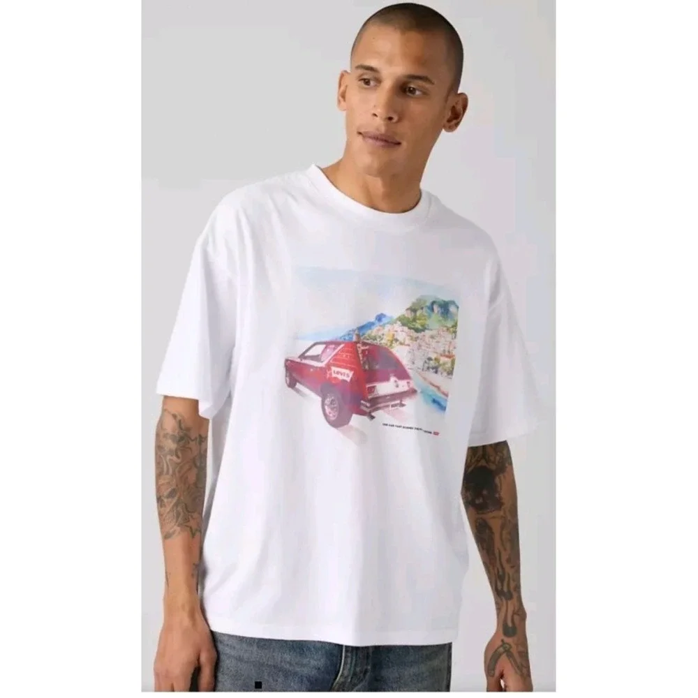 Levis Mens Medium White AMC Gremlin Vintage Car Graphic Boxy Fit T Shirt Cotton